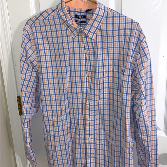 IZOD Pastel Slim Fit Large Button Down - Picture 1 of 3